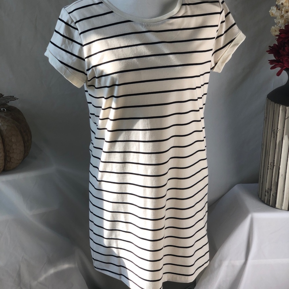 LuLu’s black and cream stripped dress